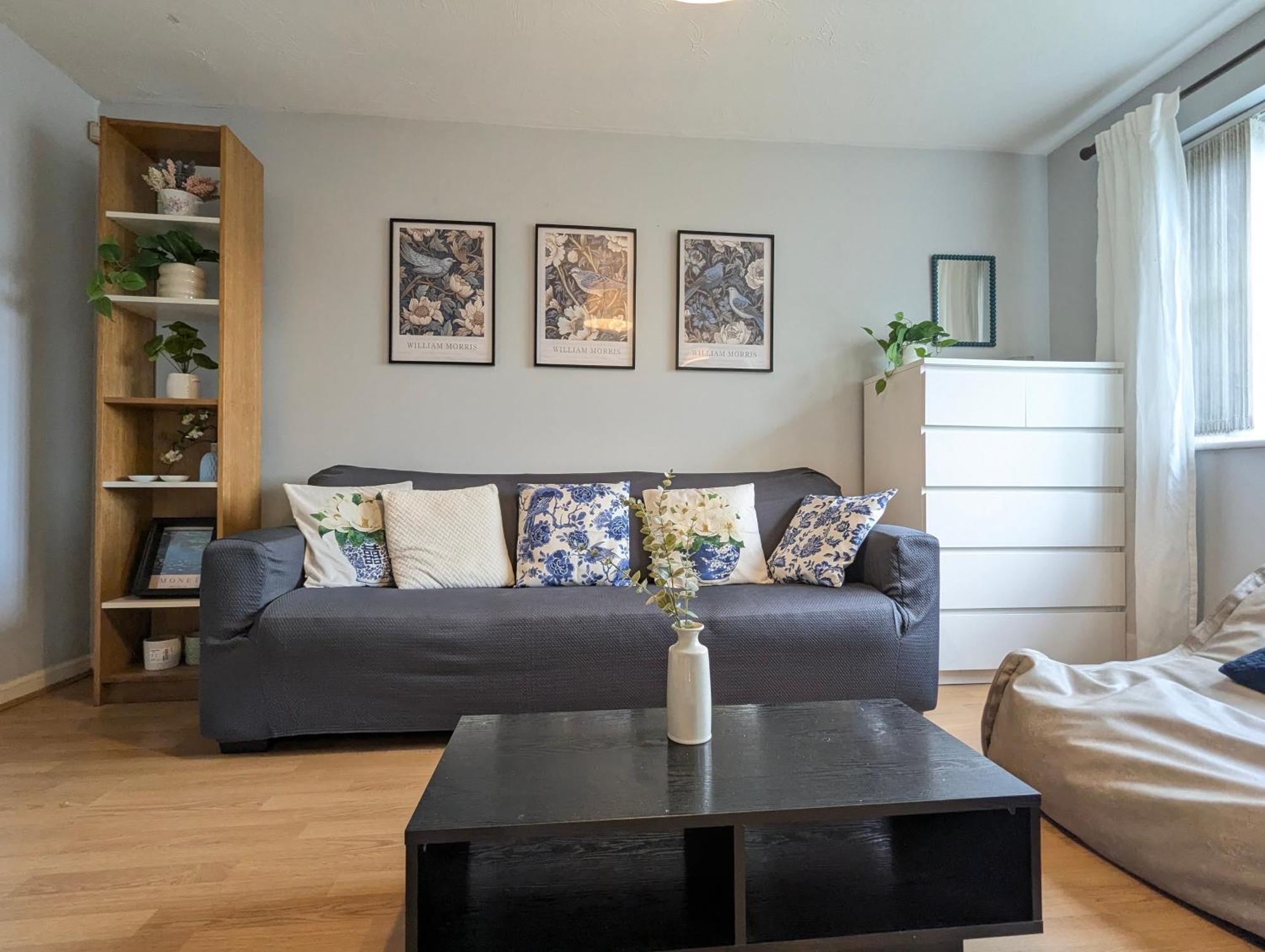Apartment Centre Vintage Theme Guest Free Parkin Liverpool